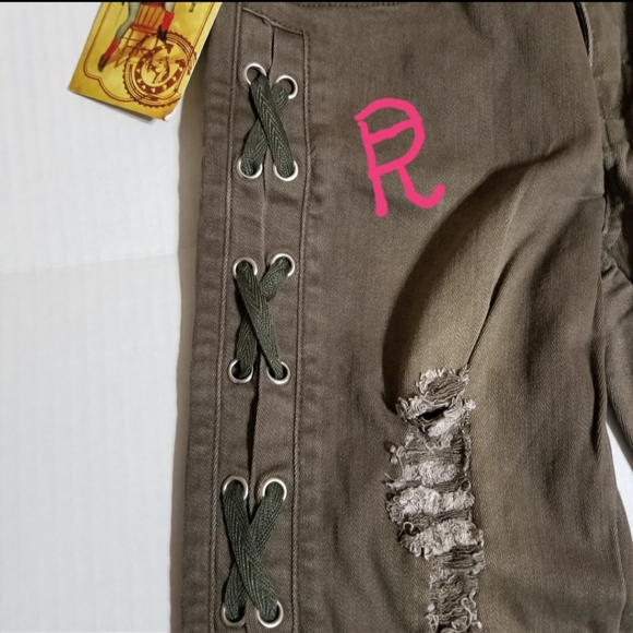 💖 L&B LUCKY & BLESSED KHAKIS JEANS SIZE 4 - Picture 2 of 7